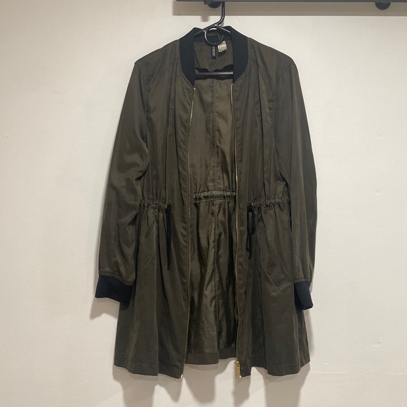 H&M coat - Picture 1 of 8